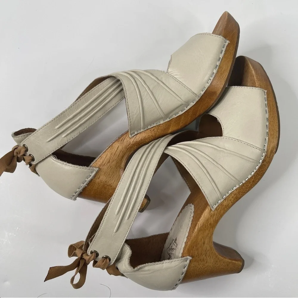 Anthropologie Miss Albright Peep Toe Heels Size 6.5